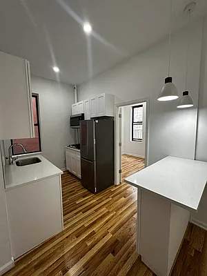 Rented by Sutton Park Realty LLC | media 1