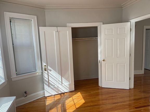 5th image of 6419 N Richmond St APT 1W