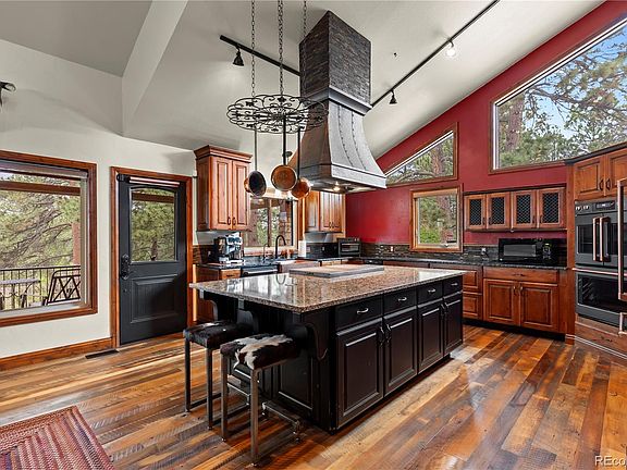 4th image of 10247 Pine Valley Drive