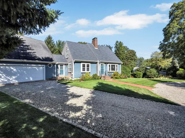 27 Colonial Way, West Barnstable, MA 02668