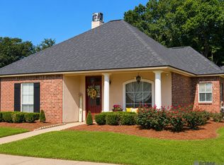 6497 Summerlin Dr, Zachary, LA 70791
