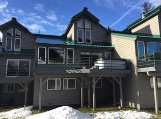 160 Snowy Ct #B-2, Girdwood, AK 99587
