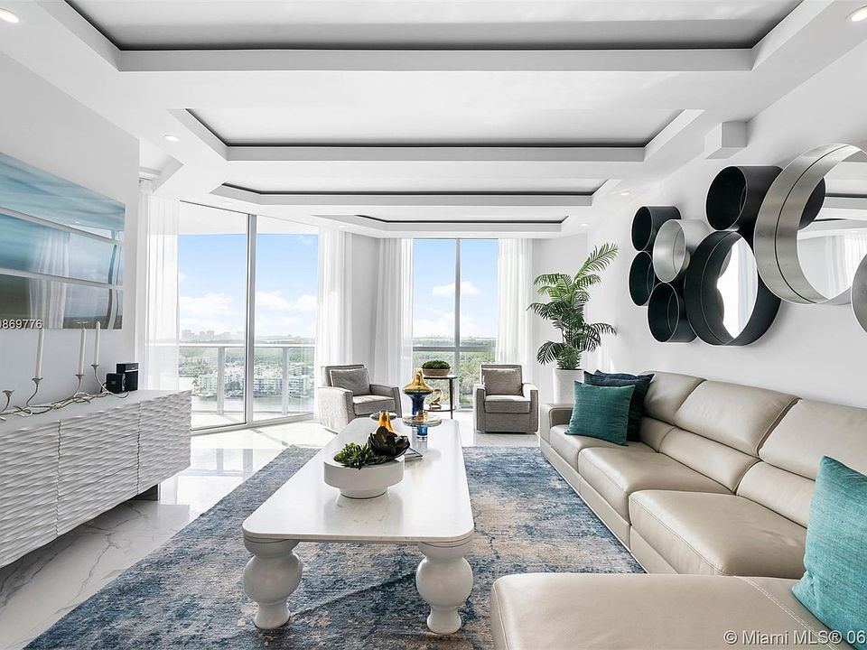 1st image of 17111 Biscayne Blvd Unit 2106