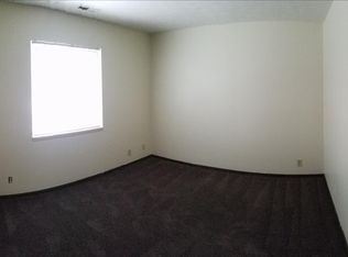 8452 Monroe St APT 5, Omaha, NE 68127