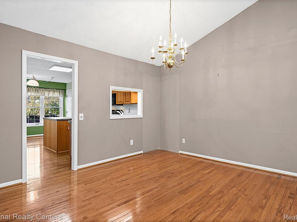39626 Glenview Ct, photo 17