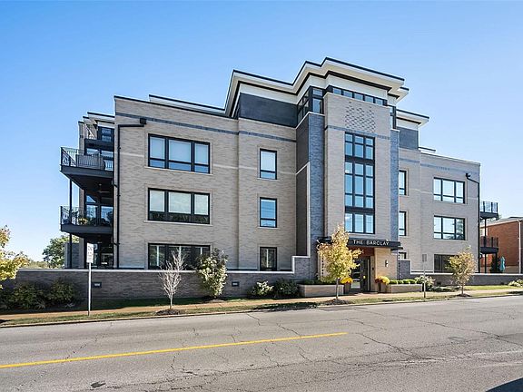 2nd image of 204 S Clay Ave Unit 101