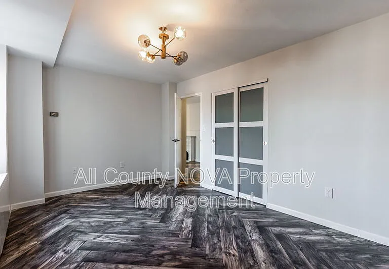 922 24th St NW #321 — Photo 21