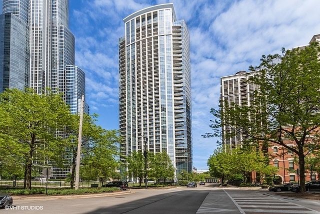 1st image of 1235 S Prairie Ave #23