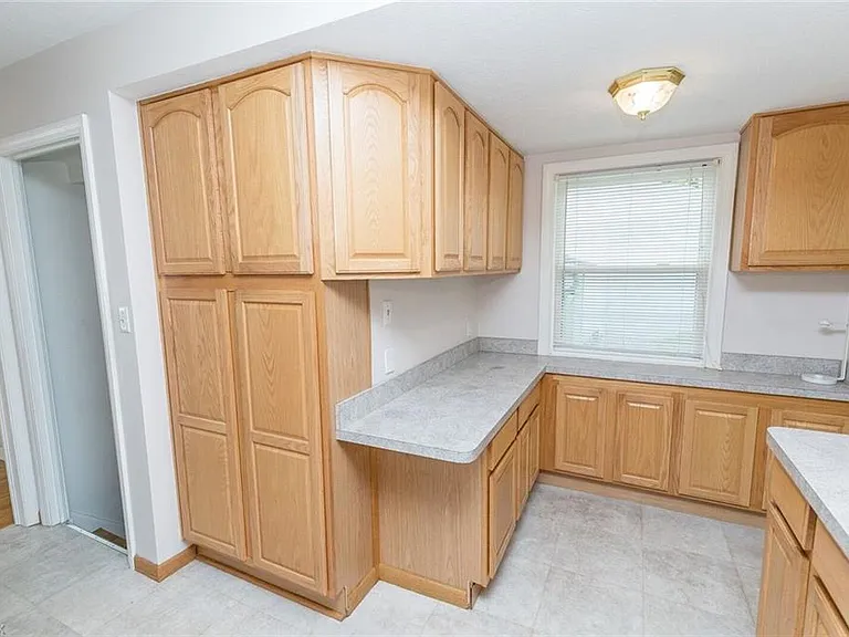 4481 Greenwold Rd — Photo 3