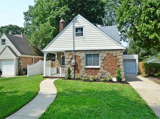 1410 Dartmouth St, Baldwin, NY 11510