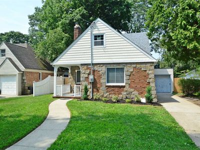 1410 Dartmouth St, Baldwin, NY, 11510