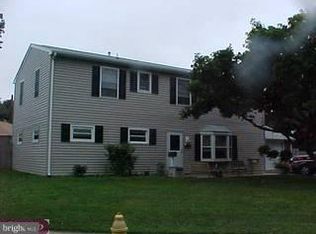 400 Louise Ave, Croydon, PA 19021