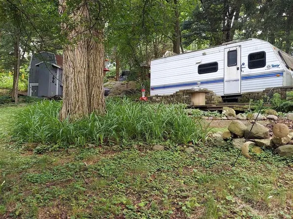 199 Hillside Drive #199, Edgerton, WI 53534