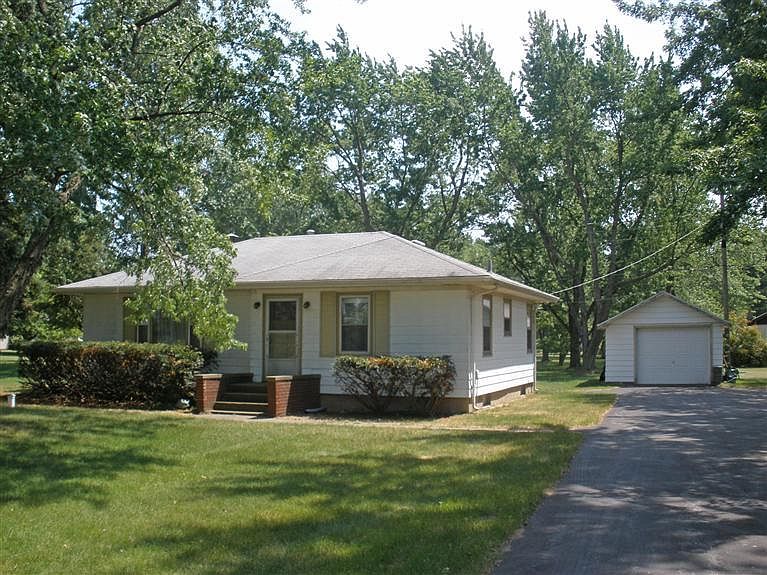 1st image of 2280 E Napier Ave