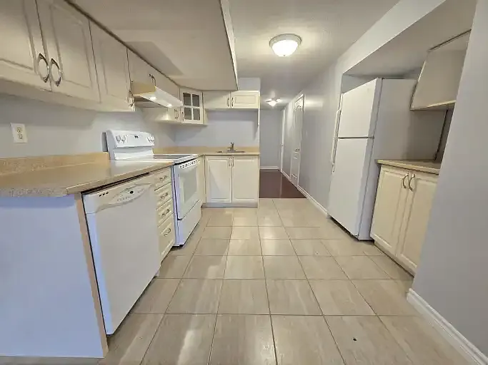 585 Montcalm Ave #2 — Photo 6