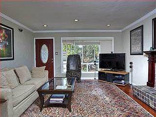 5th image of 989 Serena Dr