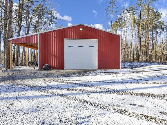 3rd image of 29225 Gearing Ridge Rd