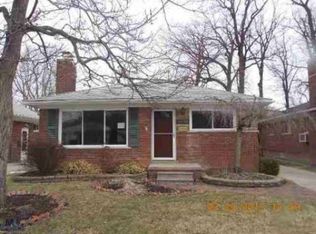 20873 Anita St, Harper Woods, MI 48225