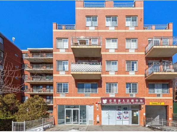 13939 35th Avenue #4E, Flushing, NY 11354