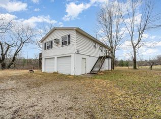 1021 S Homer Rd, Midland, MI 48640