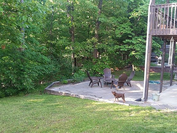 5th image of 42 Merritt Dr