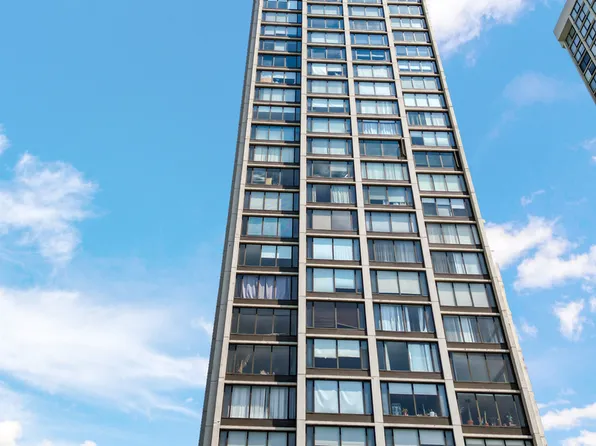 5455 N Sheridan Rd APT 1802, Chicago, IL 60640