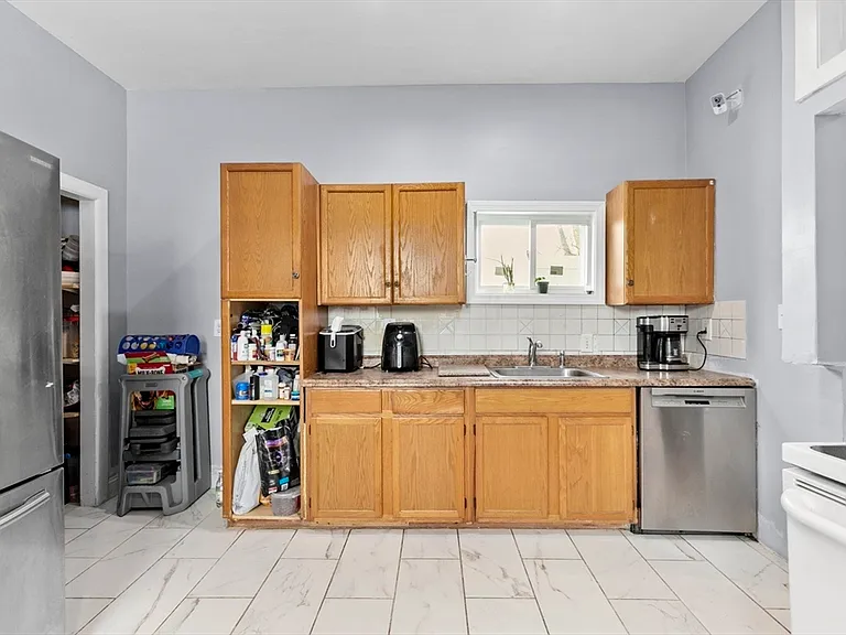 177 Blue Hill Ave #1 — Photo 3