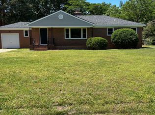 5233 S Lake Rd, Virginia Beach, VA 23455