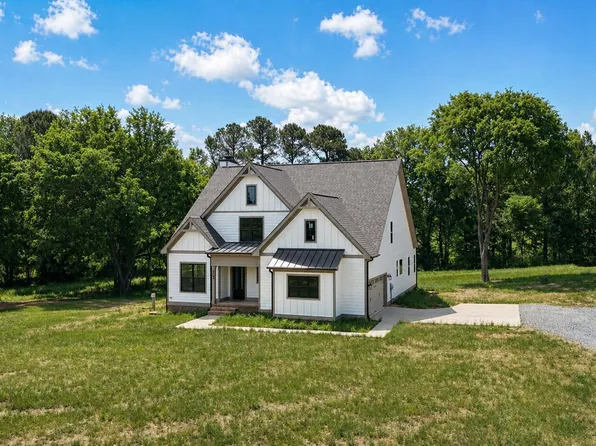 5545 Silk Hope Gum Springs Rd, Siler City, NC 27344