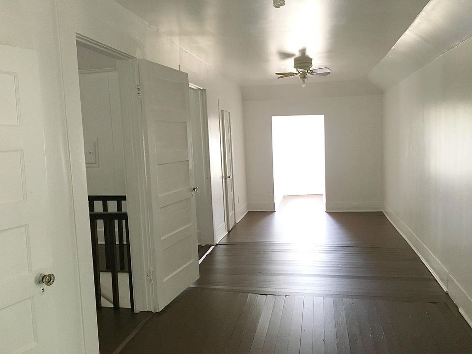 1st image of 811 N Cedar St APT B
