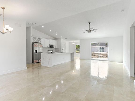 5th image of 7815 105th Avenue