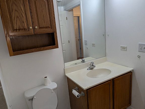 4th image of 2734 S Wentworth Ave APT 308