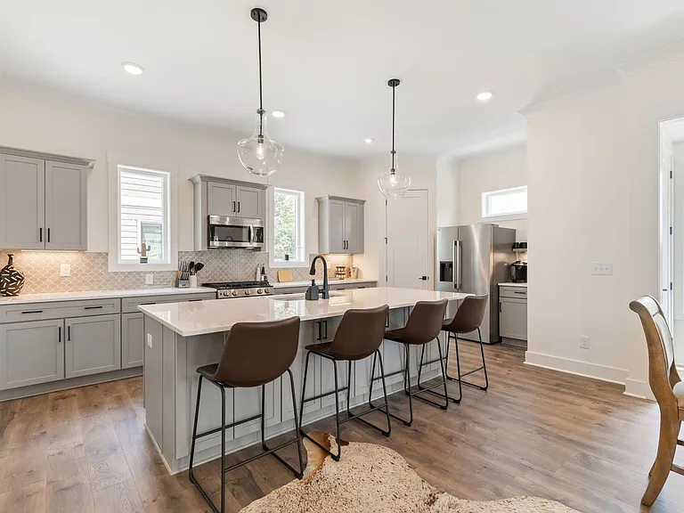 601 Southgate Ave — Photo 28