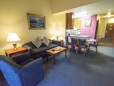 111 Center St #431, Lake Geneva, WI, 53147