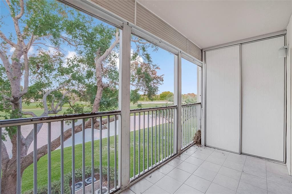 1101 SW 128th Ter #313C