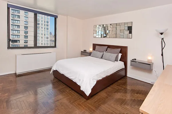 Rented by ER (DO NOT USE) | media 12