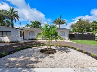 490 NE 141st St, North Miami, FL 33161