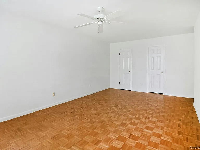 500 Central Park Ave #145 — Photo 15