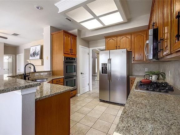 4th image of 10004 Barbrook Dr