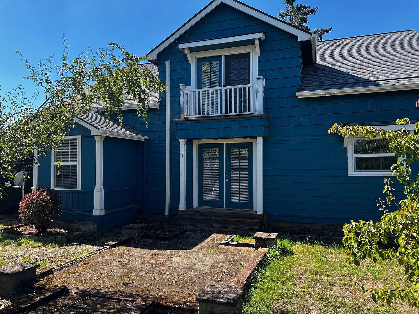Large 5-bedroom, 2-bathroom Farmhouse for rent! — Photo 3