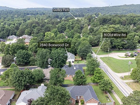 4th image of 2840 N Boxwood Dr