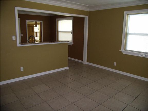 4th image of 4153 10th Ave N