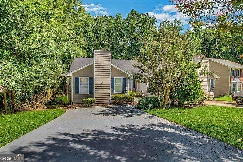 1st image of 1926 Cooper Landing Dr SE