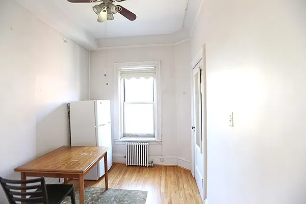 Rented by Corcoran | media 25