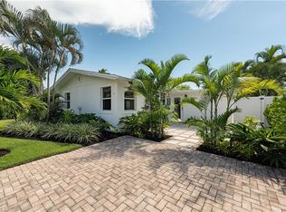 1880 Holiday Ln, Naples, FL 34104