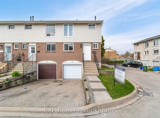 120 Quigley Rd #19, Hamilton, ON L8K6L4