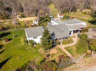 20018 Banjo Ln, Redding, CA 96002