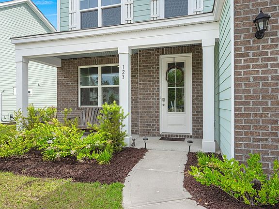 4th image of 123 Cherry Grove Dr