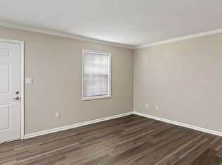 The Flats at Salem, Winston Salem, NC 27106