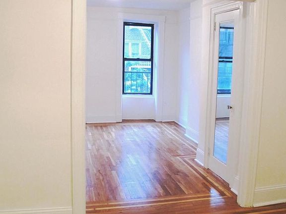 4th image of 233 E 89th St APT 1C